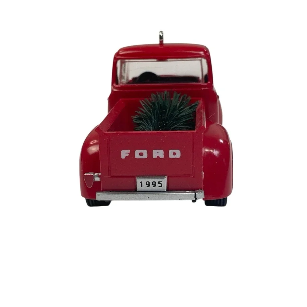 Vintage 1995 Hallmark Keepsake Ornament 1956 Red Ford Truck All American‎ 1st